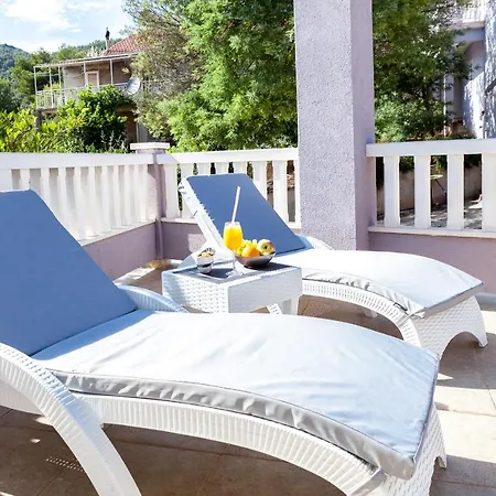 Prázdninový dům Holiday House Anisa *